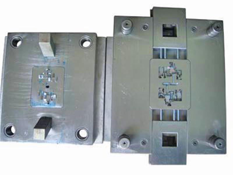 东兰精密塑料模-01